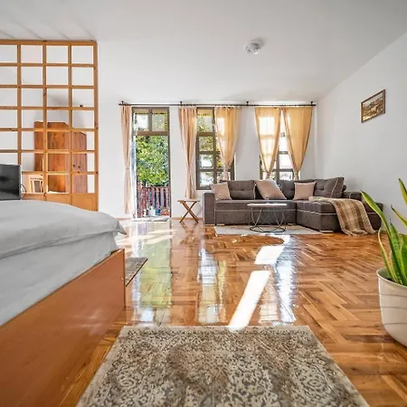 빌라 Forest Paradise Khunevtsi